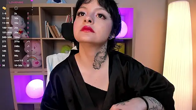 Snapshot of _EmilyRouge_ chatting on July 24, 2026, 11:45 pm EmilyRouge online show from July 24, 2026, 11:45 pm