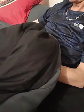 Skinboy06 online show from April 21, 2026, 7:42 pm