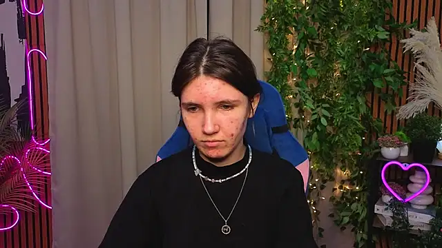 CarmenPhillips online show from March 22, 2026, 6:15 am