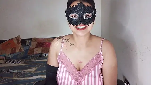 Punjabi baddie  online show from April 30, 2026, 2:46 pm