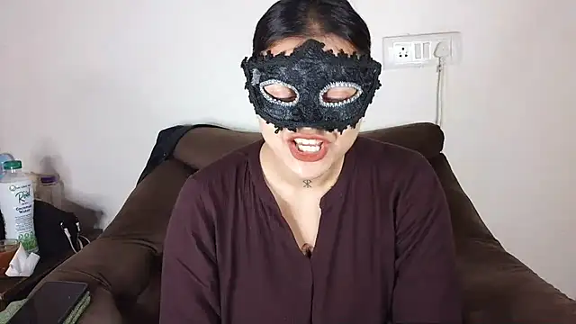 Snapshot of Punjabi_baddie_ chatting on July 8, 2026, 5:13 pm Punjabi baddie online show from July 8, 2026, 5:13 pm