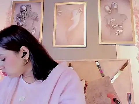 Snapshot of Mrs_Daniels chatting on May 11, 2026, 2:24 am Mrs Daniels online show from May 11, 2026, 2:24 am