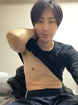 youta200 online show from April 19, 2026, 1:34 pm