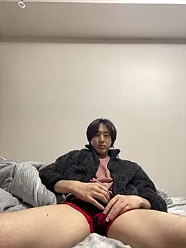 youta200 online show from April 18, 2026, 8:31 pm