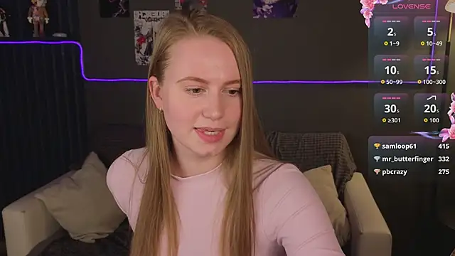 Lover Daisy  online show from April 29, 2026, 5:41 pm