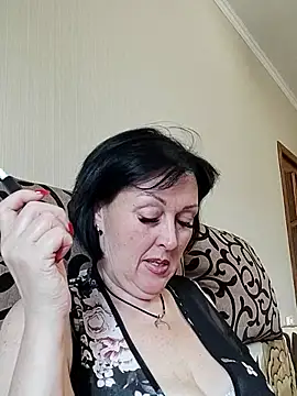 Snapshot of HelgaDennis chatting on July 28, 2026, 4:27 pm HelgaDennis online show from July 28, 2026, 4:27 pm