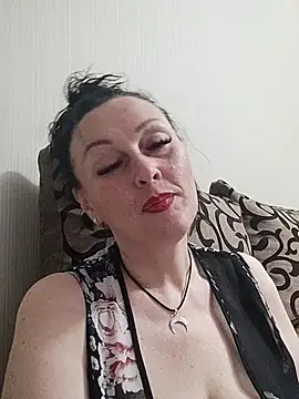 Snapshot of HelgaDennis chatting on June 22, 2026, 6:27 pm HelgaDennis online show from June 22, 2026, 6:27 pm