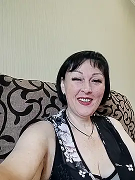Snapshot of HelgaDennis chatting on July 14, 2026, 5:56 am HelgaDennis online show from July 14, 2026, 5:56 am