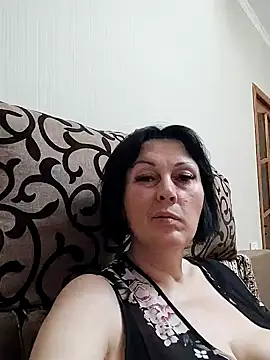 Snapshot of HelgaDennis chatting on August 3, 2026, 10:14 pm HelgaDennis online show from August 3, 2026, 10:14 pm