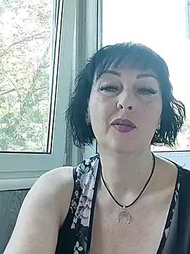 Snapshot of HelgaDennis chatting on August 6, 2026, 5:46 am HelgaDennis online show from August 6, 2026, 5:46 am