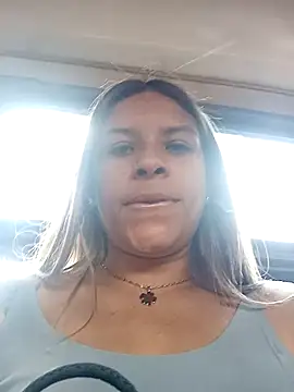 alanna6950 online show from May 8, 2026, 4:22 pm
