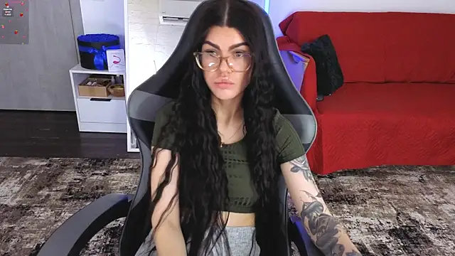 AnacondaOnn online show from May 30, 2026, 6:20 am
