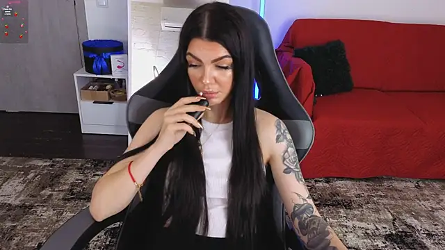 AnacondaOnn online show from July 3, 2026, 4:52 am