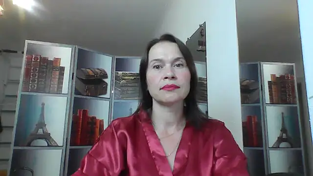 Snapshot of Selena_Moo chatting on June 21, 2026, 2:34 pm Selena Moo online show from June 21, 2026, 2:34 pm
