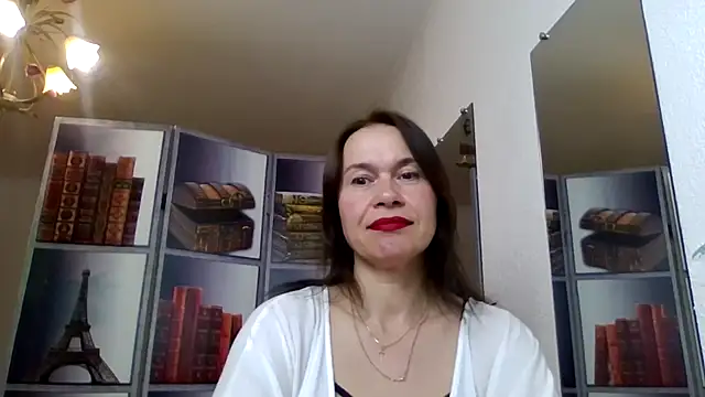 Selena Moo online show from April 30, 2026, 8:10 am