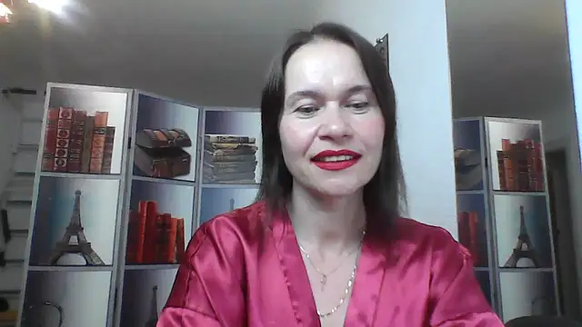Snapshot of Selena_Moo chatting on June 22, 2026, 8:33 am Selena Moo online show from June 22, 2026, 8:33 am
