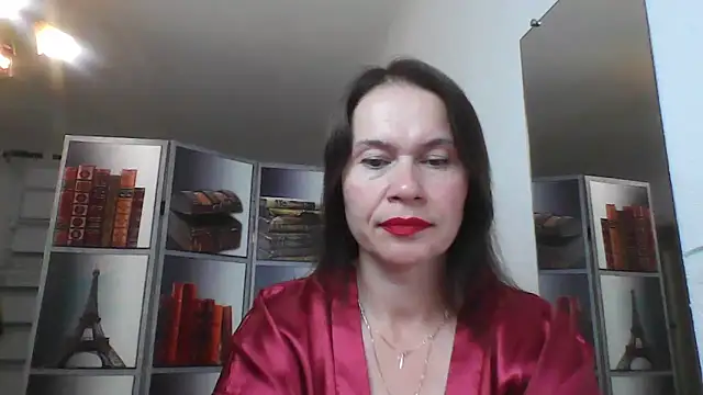 Snapshot of Selena_Moo chatting on June 28, 2026, 8:31 am Selena Moo online show from June 28, 2026, 8:31 am