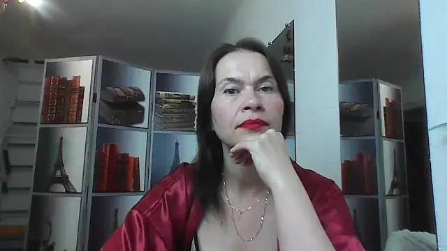 Snapshot of Selena_Moo chatting on July 11, 2026, 9:53 am Selena Moo online show from July 11, 2026, 9:53 am