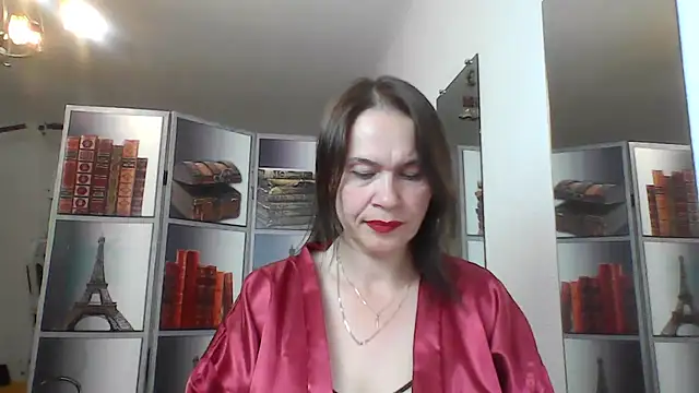 Snapshot of Selena_Moo chatting on June 26, 2026, 12:22 pm Selena Moo online show from June 26, 2026, 12:22 pm