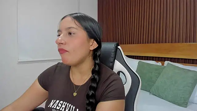 Snapshot of kira_relish chatting on May 6, 2026, 3:16 pm kira relish online show from May 6, 2026, 3:16 pm