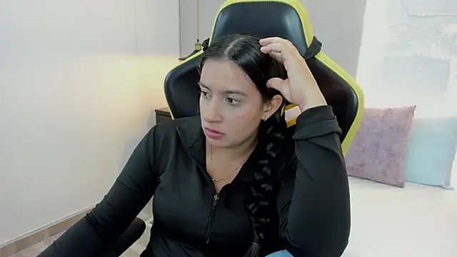 Snapshot of kira_relish chatting on April 14, 2026, 11:15 am kira relish online show from April 14, 2026, 11:15 am