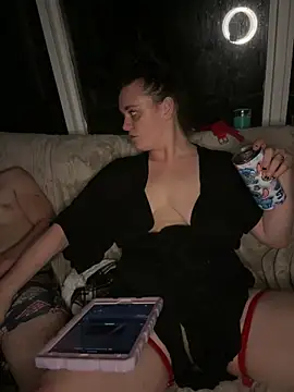 babesanddaddy online show from April 25, 2026, 7:33 am