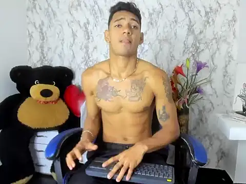 Snapshot of Dominic_Blaze chatting on March 21, 2026, 6:01 pm Dominic Blaze online show from March 21, 2026, 6:01 pm