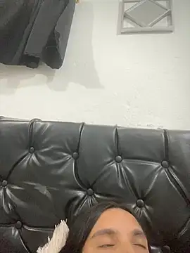 Snapshot of Blowjob-Queen_ chatting on June 24, 2026, 6:01 am Blowjob-Queen online show from June 24, 2026, 6:01 am