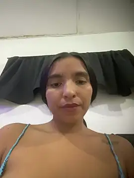 Snapshot of Blowjob-Queen_ chatting on July 14, 2026, 3:11 am Blowjob-Queen online show from July 14, 2026, 3:11 am