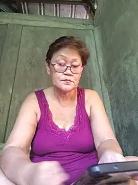 Sunflower1956 online show from July 14, 2026, 2:27 am