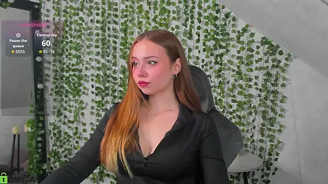 Snapshot of Vanessa_Williamsonn chatting on July 5, 2026, 5:20 pm Vanessa Williamsonn online show from July 5, 2026, 5:20 pm