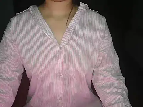 Snapshot of urvashi_rai chatting on July 2, 2026, 1:39 am urvashi rai online show from July 2, 2026, 1:39 am