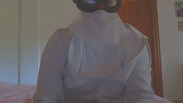 Snapshot of FedericaItaliana chatting on April 26, 2026, 12:35 pm FedericaItaliana online show from April 26, 2026, 12:35 pm