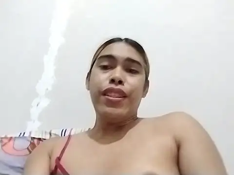 Snapshot of goddessriri01 chatting on July 28, 2026, 4:39 pm goddessriri01 online show from July 28, 2026, 4:39 pm