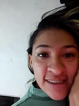 Snapshot of abigail240 chatting on April 30, 2026, 12:28 am abigail240 online show from April 30, 2026, 12:28 am