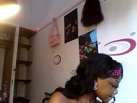 Snapshot of debbieeee chatting on June 5, 2026, 6:52 am debbieeee online show from June 5, 2026, 6:52 am