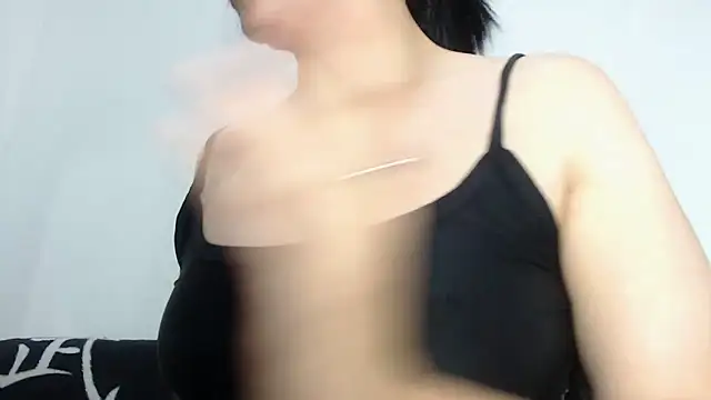 SCARLETTTX online show from May 3, 2026, 12:20 pm
