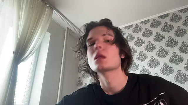 Snapshot of tomasdickpick chatting on June 10, 2026, 9:10 am tomasdickpick online show from June 10, 2026, 9:10 am