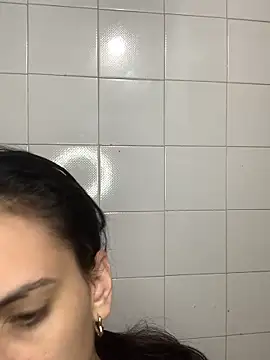 Prii-Rouge online show from March 25, 2026, 9:03 pm