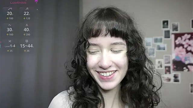 Snapshot of DellaLeck chatting on July 28, 2026, 8:52 pm DellaLeck online show from July 28, 2026, 8:52 pm