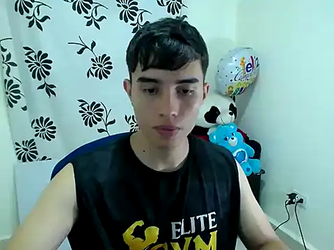 Snapshot of Fher_rivers1 chatting on May 5, 2026, 1:41 am Fher rivers1 online show from May 5, 2026, 1:41 am