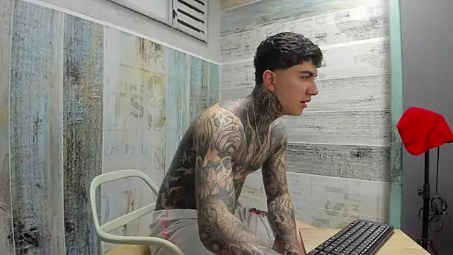 Gury tattoo online show from May 4, 2026, 5:38 pm