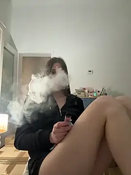 Snapshot of BellMeow_ chatting on April 1, 2026, 7:22 pm BellMeow online show from April 1, 2026, 7:22 pm
