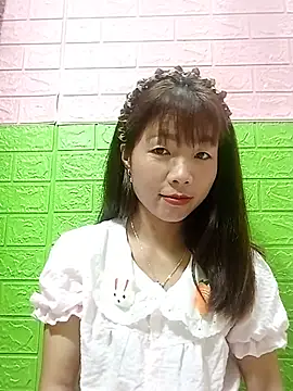 AmyLinee01 online show from June 26, 2026, 3:40 pm