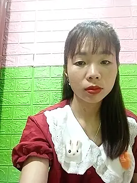 AmyLinee01 online show from June 28, 2026, 12:33 pm