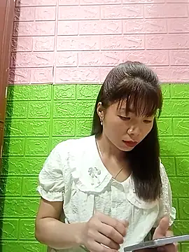 AmyLinee01 online show from July 1, 2026, 11:54 am