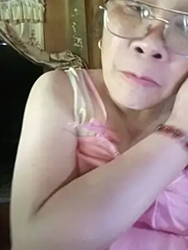Snapshot of Funsexy1 chatting on July 4, 2026, 3:46 am Funsexy1 online show from July 4, 2026, 3:46 am