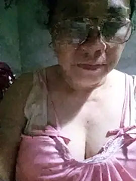 Snapshot of Funsexy1 chatting on July 3, 2026, 3:40 pm Funsexy1 online show from July 3, 2026, 3:40 pm