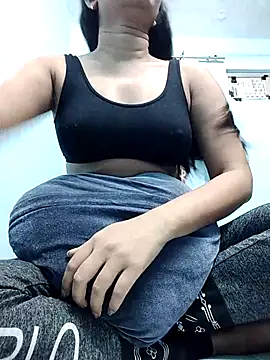 Snapshot of babygirl6263 chatting on March 23, 2026, 12:38 pm babygirl6263 online show from March 23, 2026, 12:38 pm