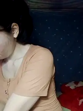 -Lunou- online show from May 11, 2026, 4:14 am